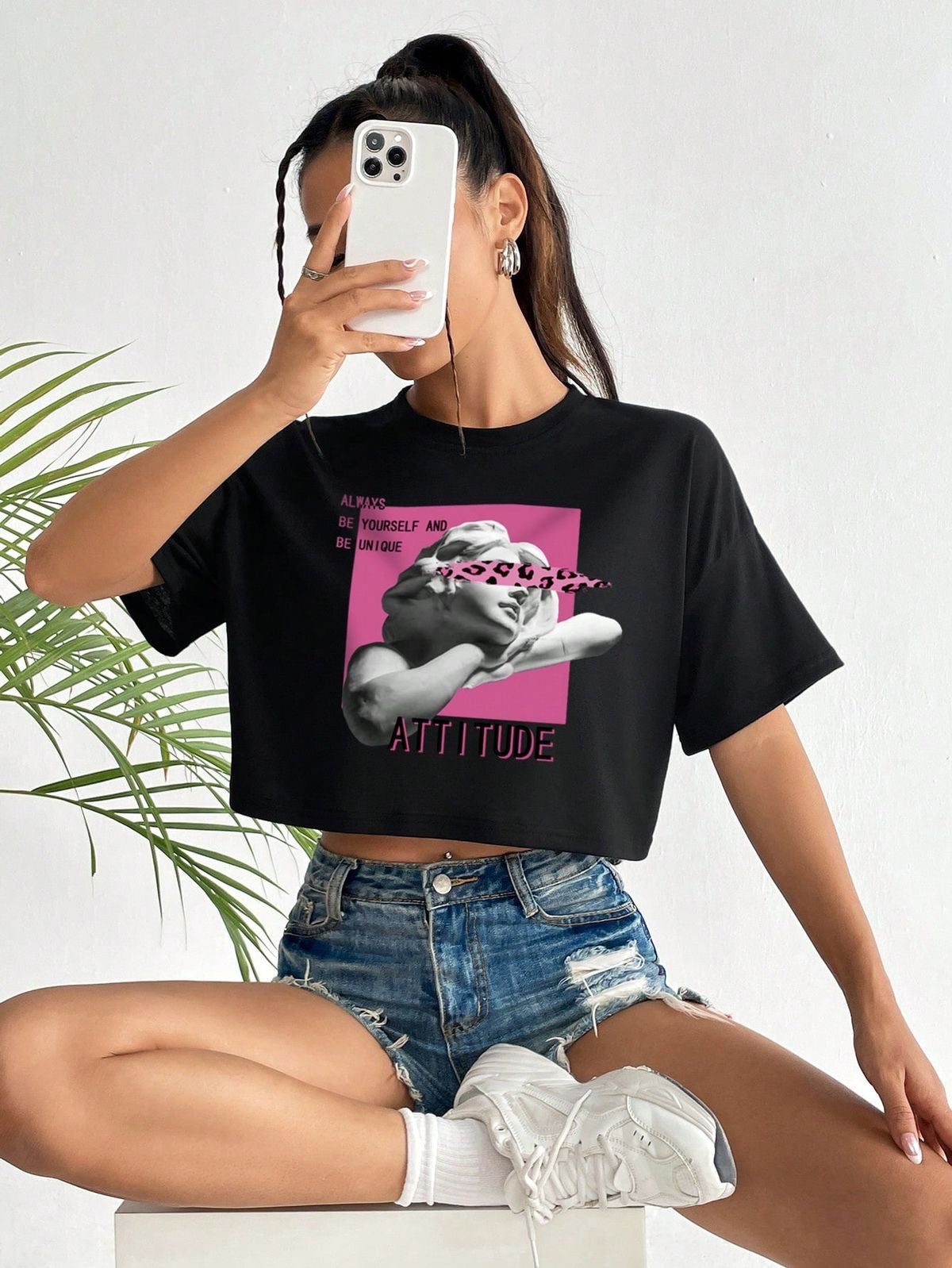 CAMISETA CORTA MUJER -
ATTITUDE